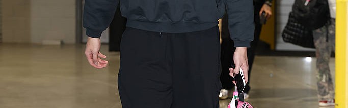 杨瀚森NBA生涯第14场2分之战 也是第7场2分1板