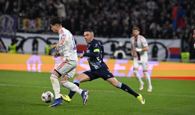 西甲第6强势逆袭，客场2-0击败法甲劲旅里昂，昂首挺进欧联杯八强